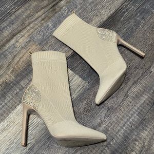 STEVE MADDEN MAJESTY BOOTS